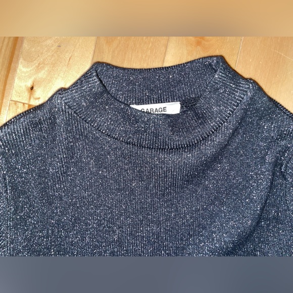 GARAGE| XS Sparkly Crop Shirt - Picture 3 of 12